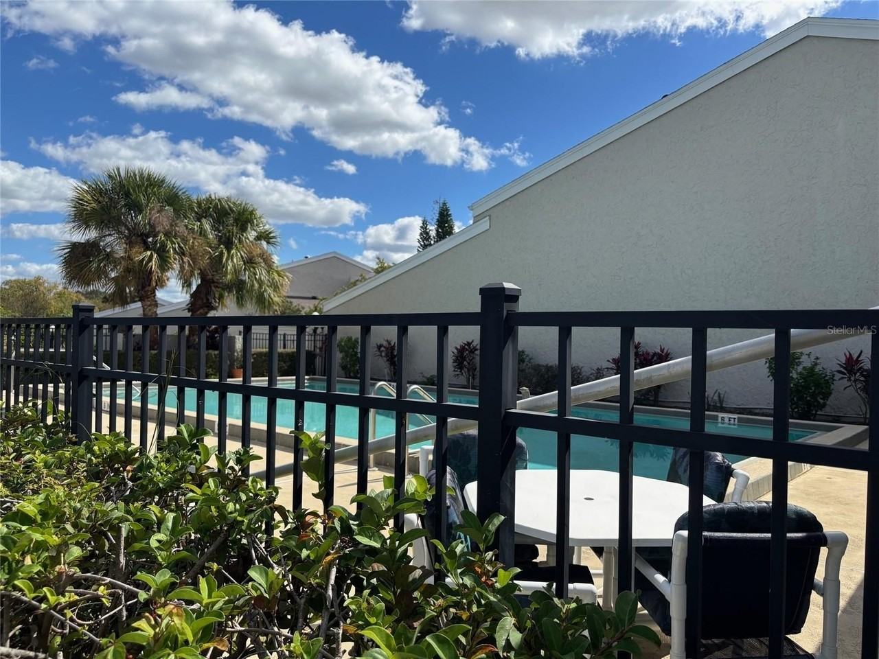 5395 Vineland Rd #S - Photo 4 of 17