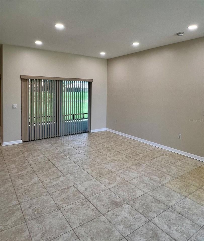 3556 Fieldstone Ct - Photo 4 of 47