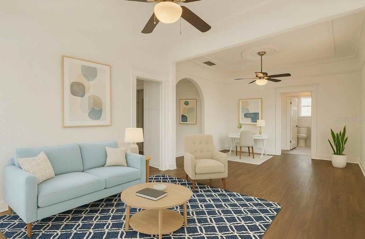 1913 W Lemon St - Photo 4 of 16