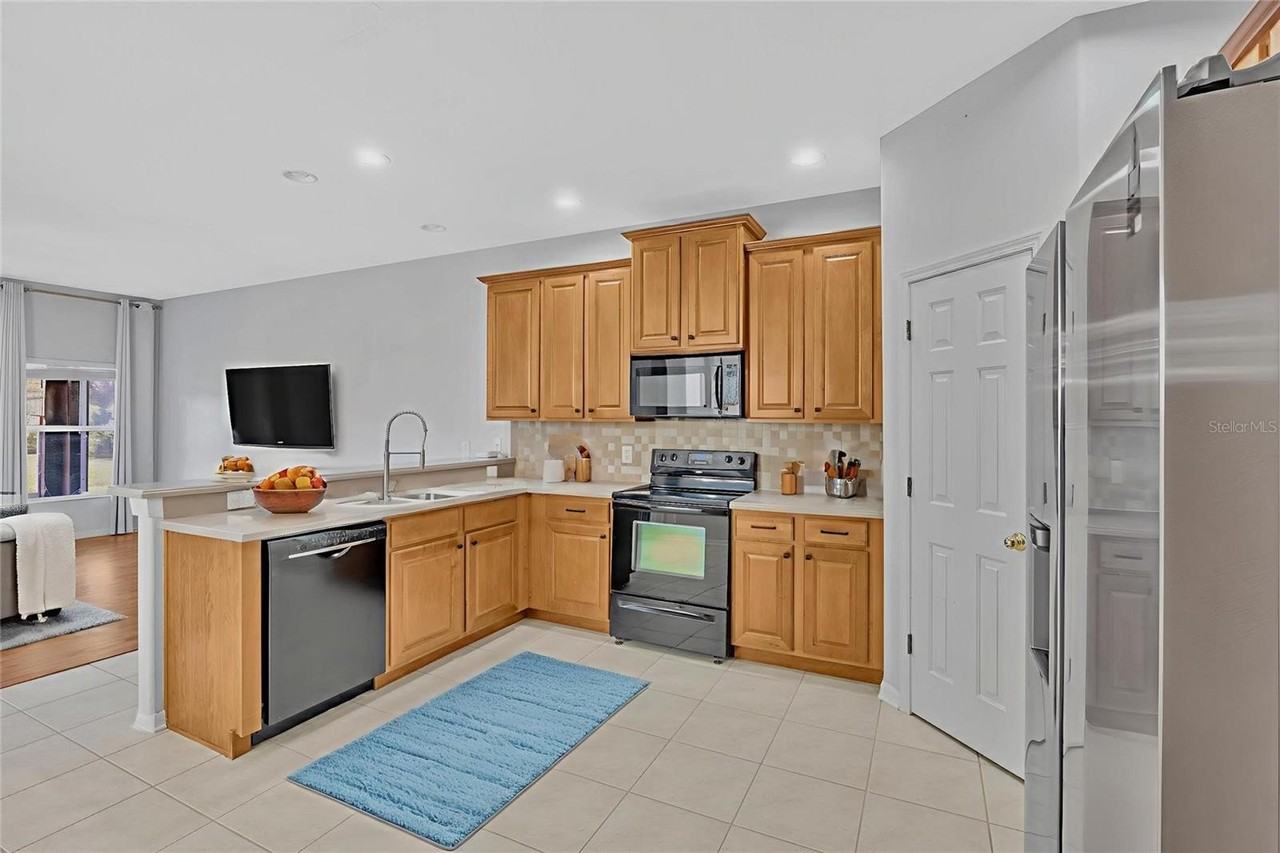 10414 Tulip Field Way - Photo 6 of 50