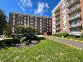 featured image of 35 Park Avenue #2L