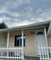 featured image of 32 Wellington Street #1