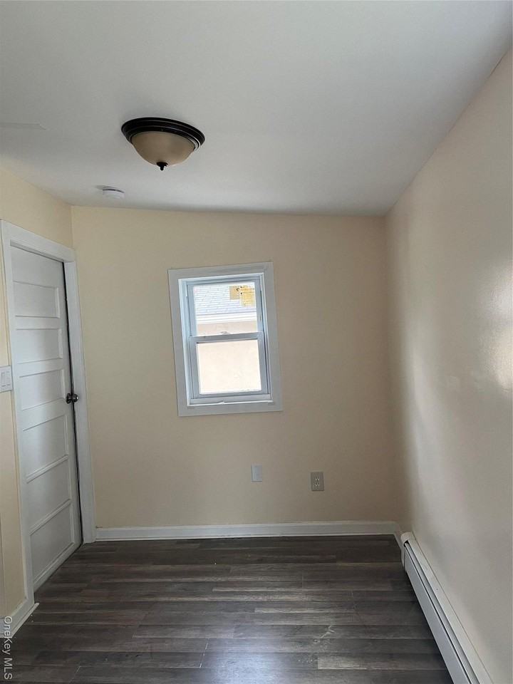 32 Wellington Street #1 - Photo 2 of 3