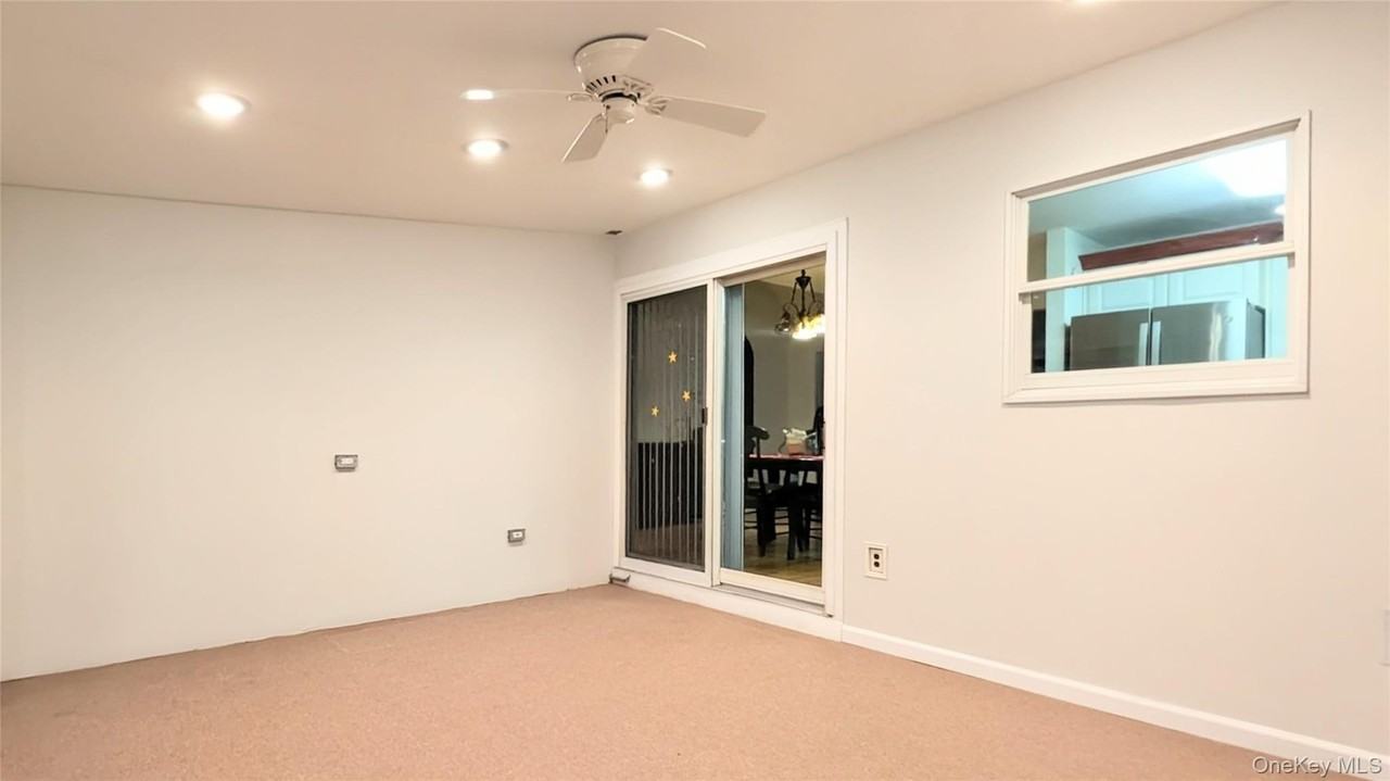 94 Walter Ct - Photo 6 of 12