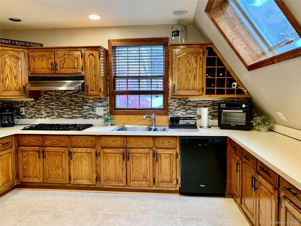 1 Library Rd - Photo 7 of 28