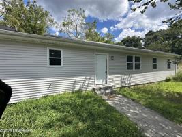 featured image of 105 Floyd Lane