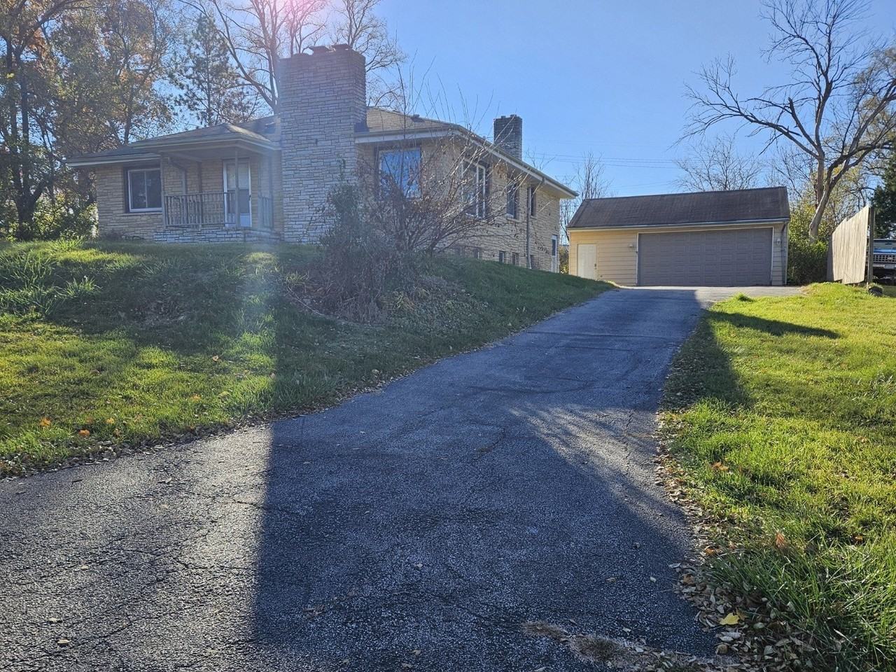 811 Hoyle Road - Photo 2 of 22