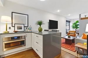 featured image of 3050 Edwin Ave