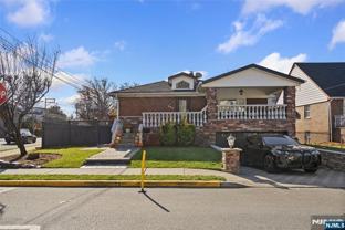 202 Knox Avenue - Photo 1 of 1