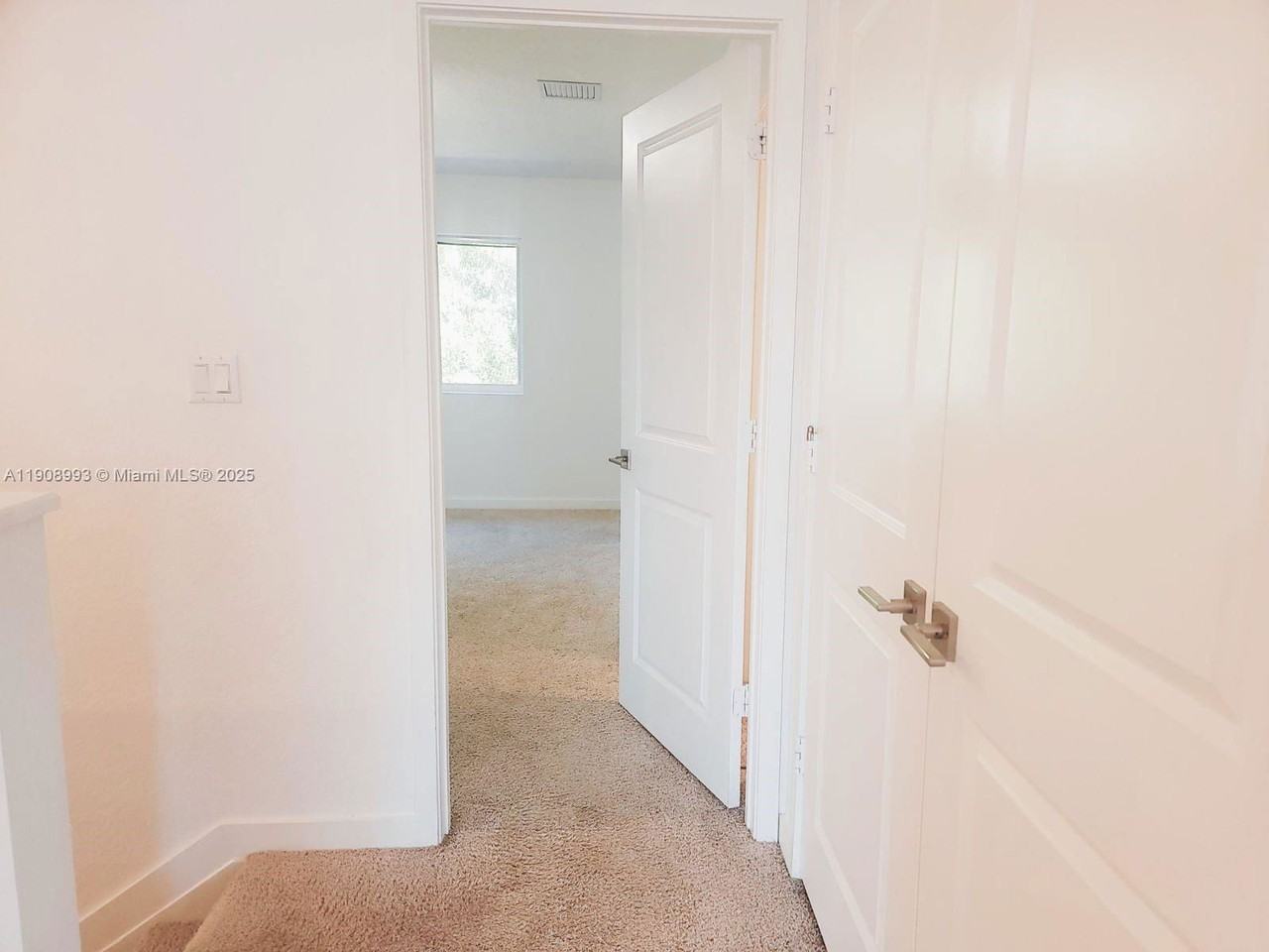 1363 Nw 208th Ter - Photo 5 of 8