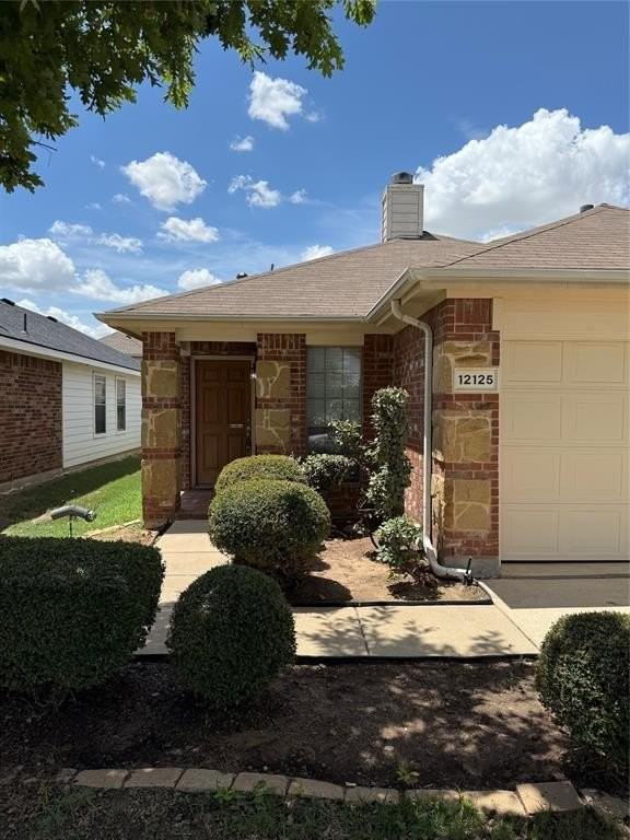 12125 Walden Wood Dr - Photo 2 of 23