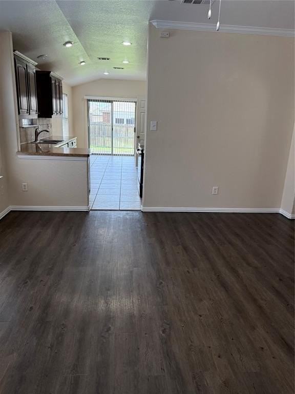 12125 Walden Wood Dr - Photo 5 of 23