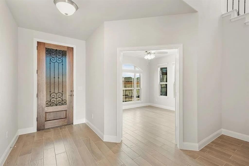 1232 Starlight Avenue - Photo 3 of 22