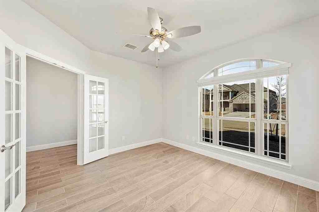 1232 Starlight Avenue - Photo 6 of 22