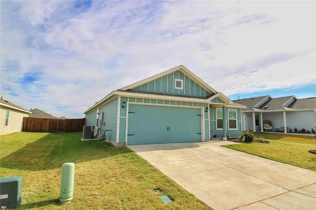 11740 11740 Marcellus Way - Photo 3 of 33