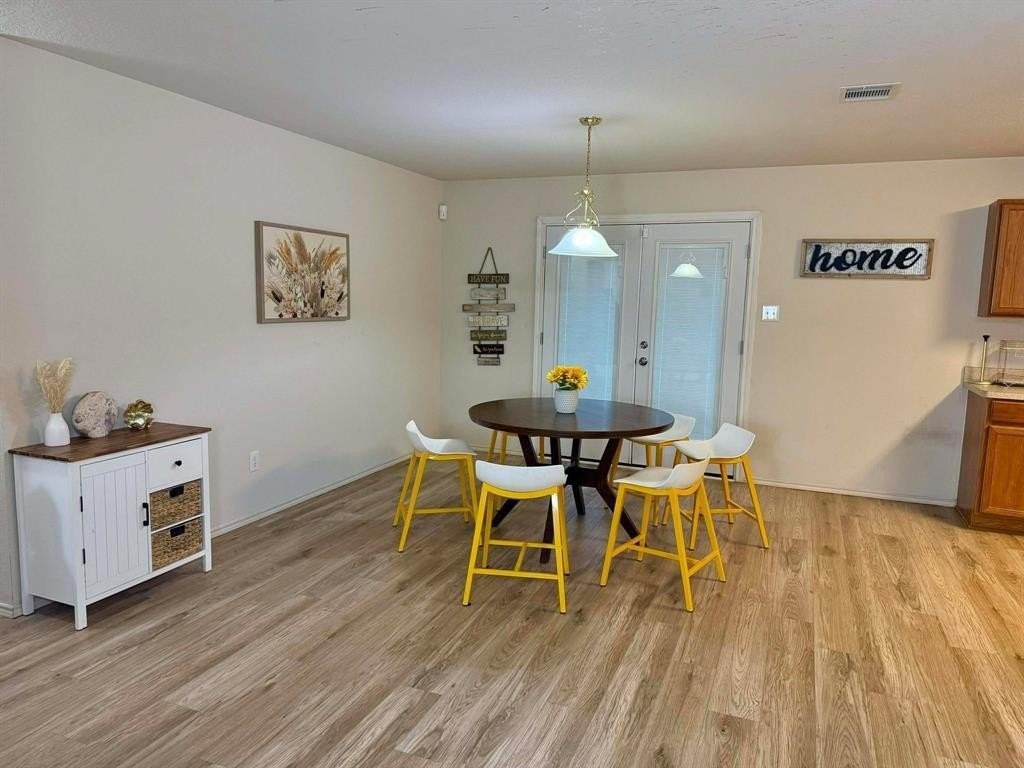 2817 Maegen Cir - Photo 3 of 10