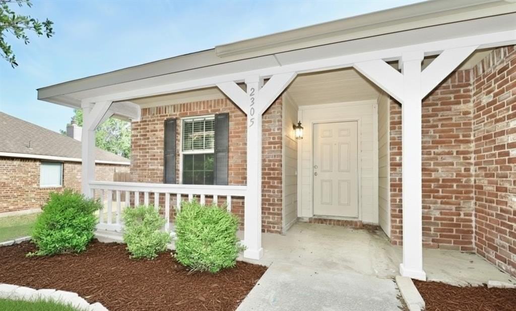 2305 Arrowhead Pass - Photo 3 of 29