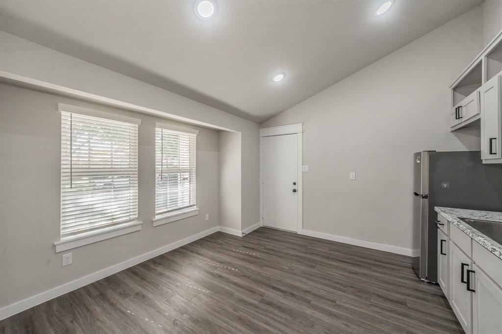 2425 Cripple Creek Dr - Photo 7 of 26