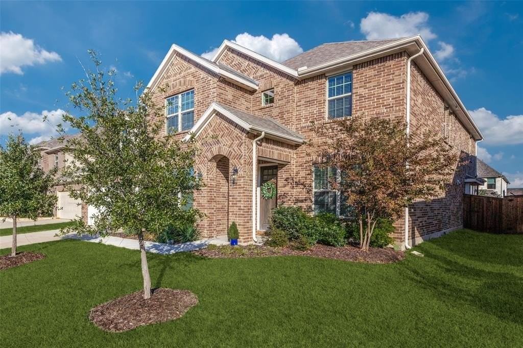 1732 Ann St - Photo 2 of 40