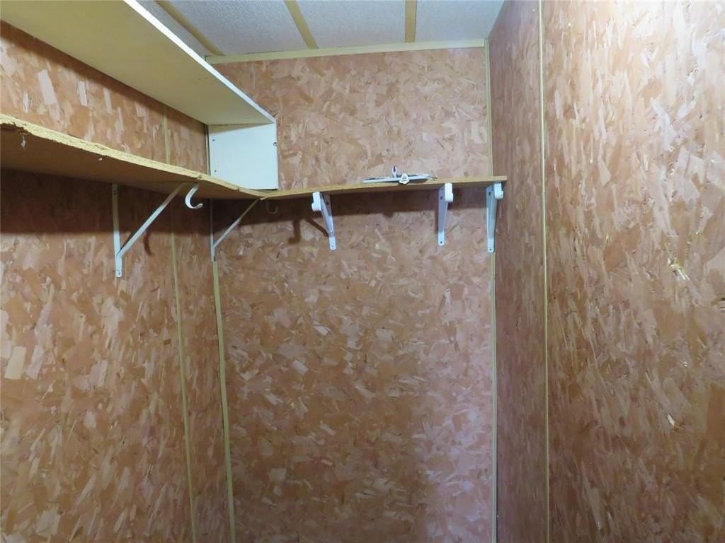 109 King Rd - Photo 7 of 40