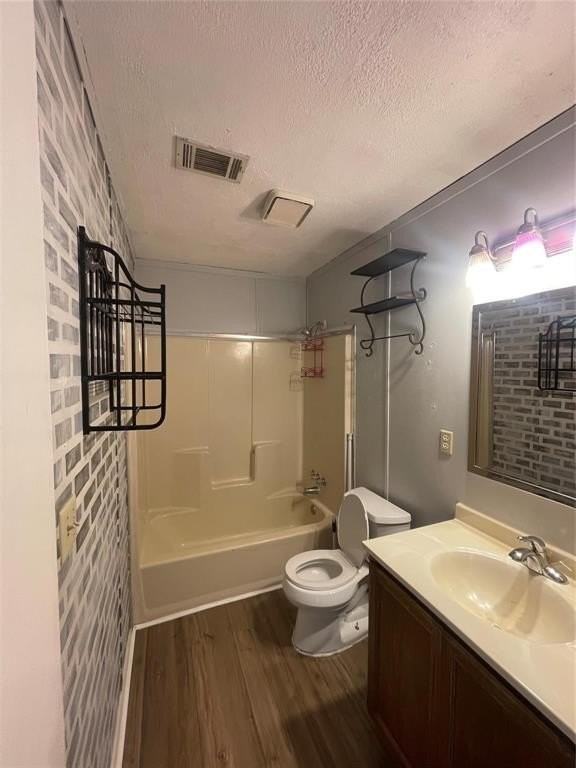 4209 Quail Ridge Ct - Photo 6 of 8