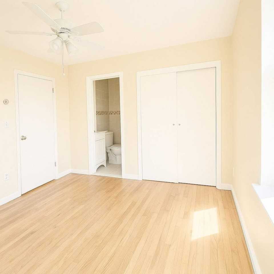 530 Throggs Neck Expy #2 - Photo 6 of 13