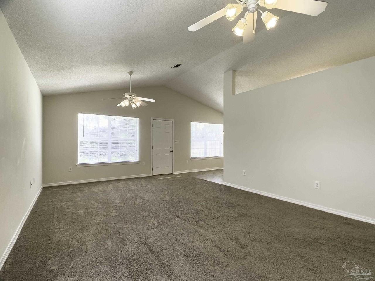 1267 Sterling Point Pl - Photo 4 of 27