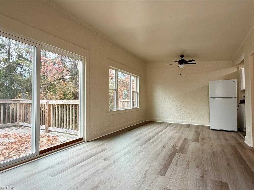 138 South Ave - Photo 4 of 10