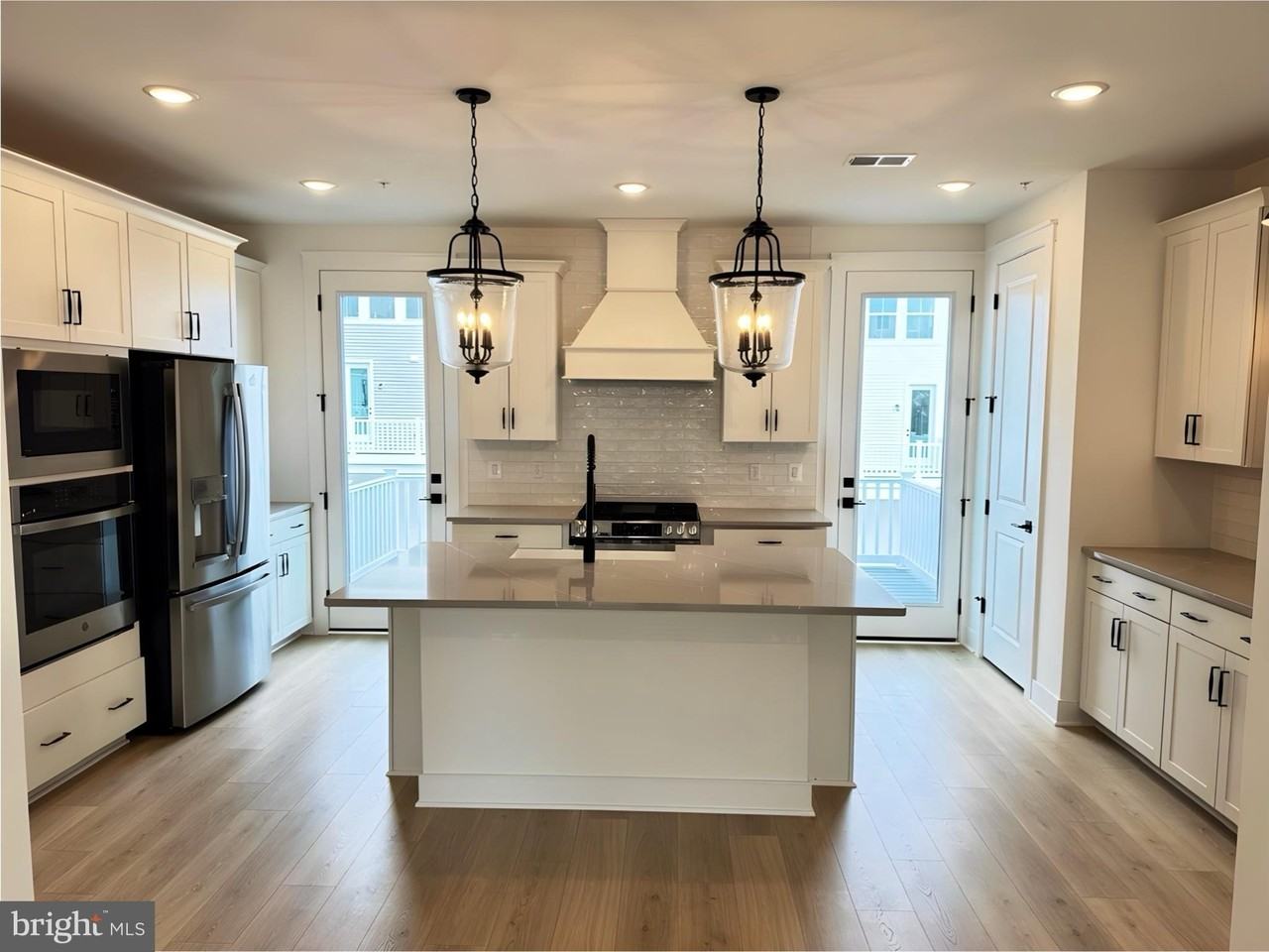 1877 Shookstown Rd #B - Photo 4 of 5