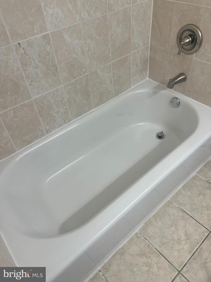 11223 Hannah Way Unit 1 #1 - Photo 4 of 9