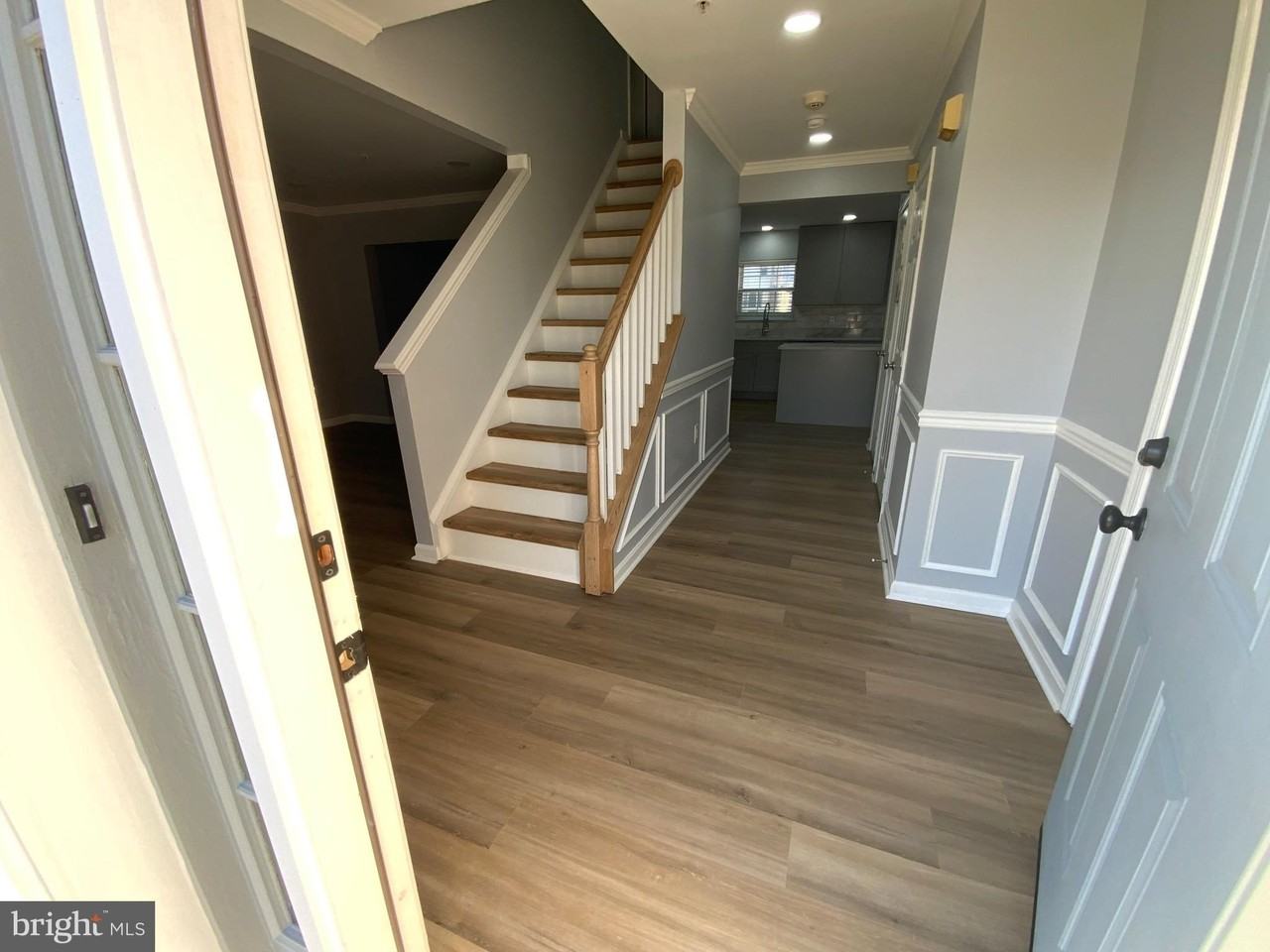 6308 Farmview Court - Photo 6 of 32