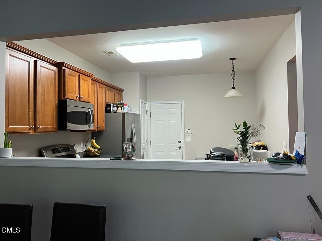 1413 Corwith Drive - Photo 5 of 30