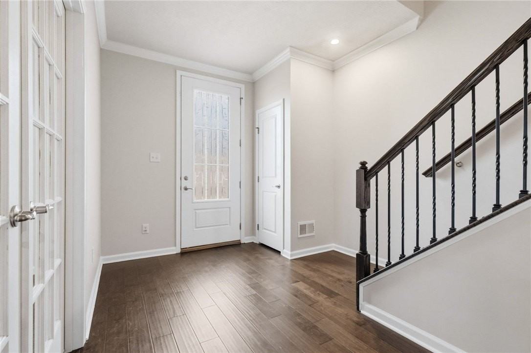 3000 Mahican Cir - Photo 5 of 39