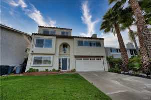 featured image of 3018 Oakwood Lane