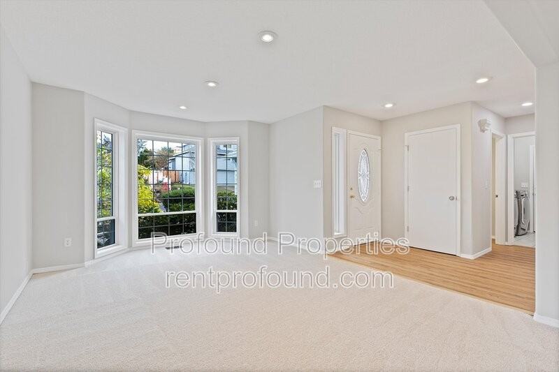 7533 Southwest Applegate Drive - Photo 3 of 50