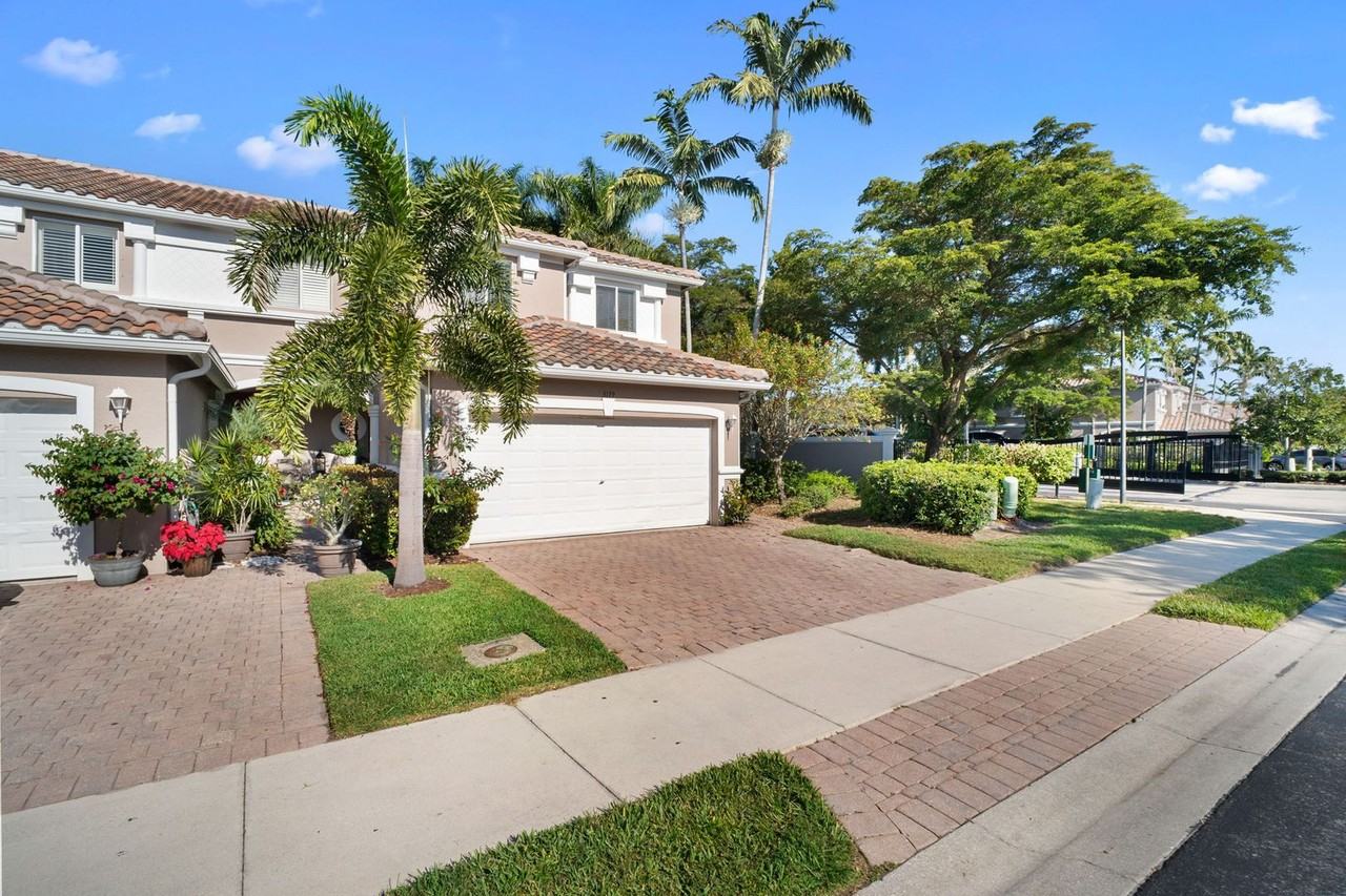 3179 Antica Street - Photo 3 of 36