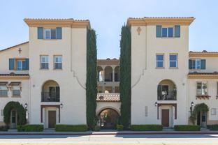 620 East Walnut Street - Photo 1 of 1