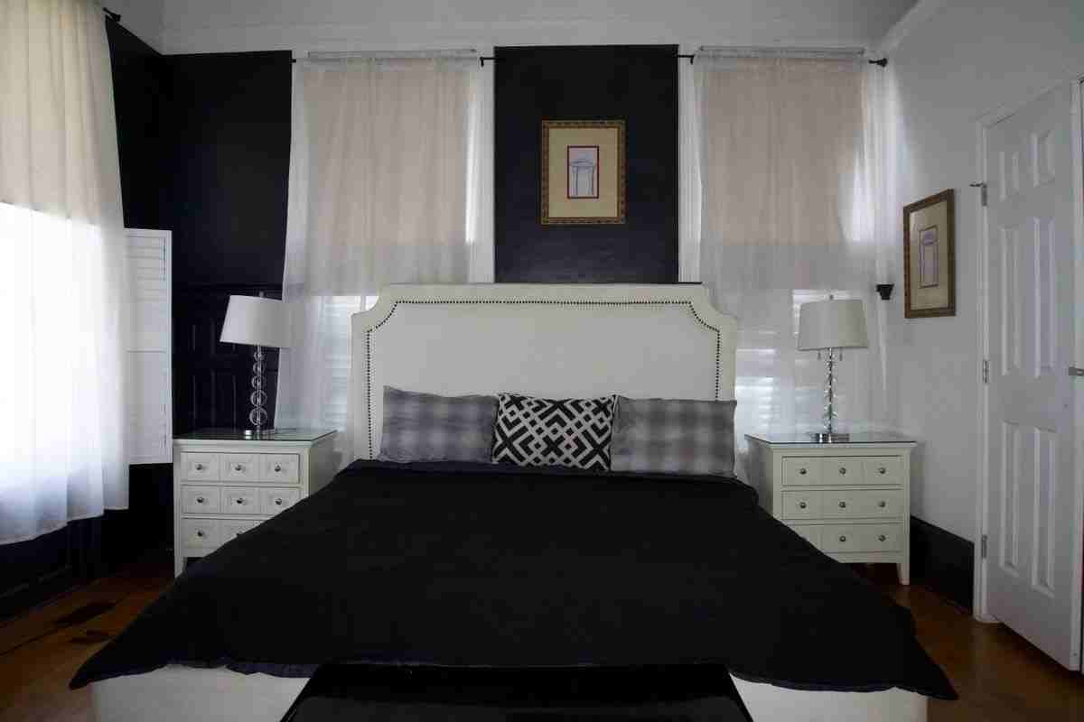 421 Howard Street - Photo 7 of 39