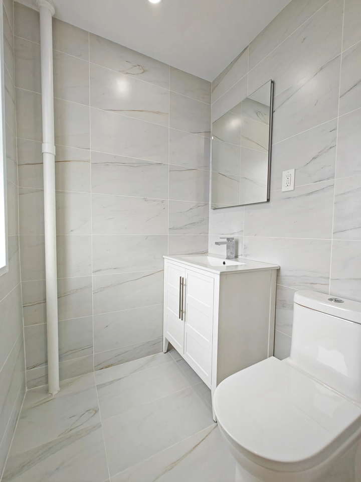 3845 Shore Parkway #5D - Photo 2 of 12