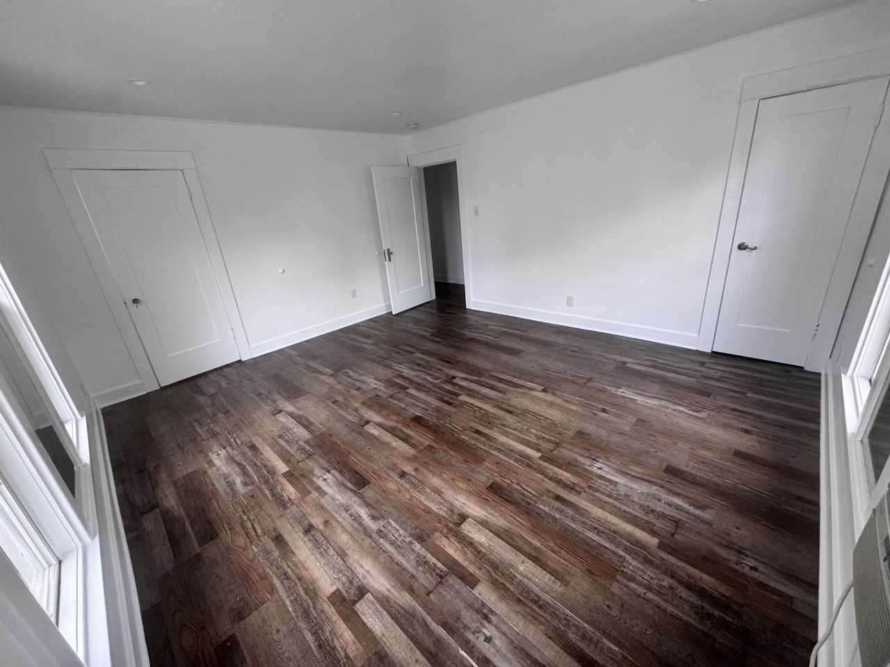 1261 1/2 S Plymouth Blvd #1261-1-2 - Photo 5 of 19