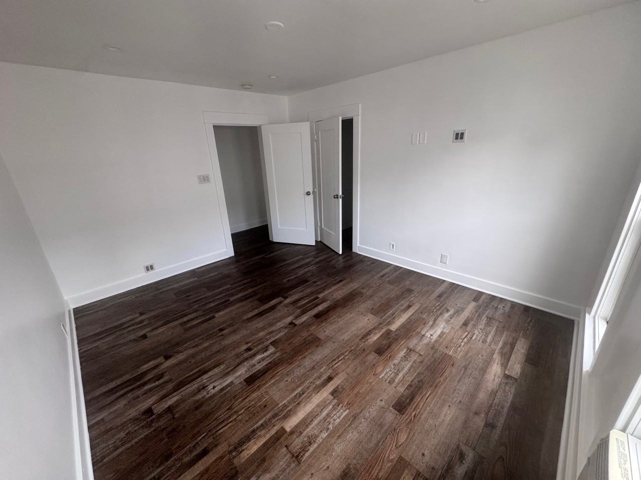 1261 1/2 S Plymouth Blvd #1261-1-2 - Photo 7 of 19