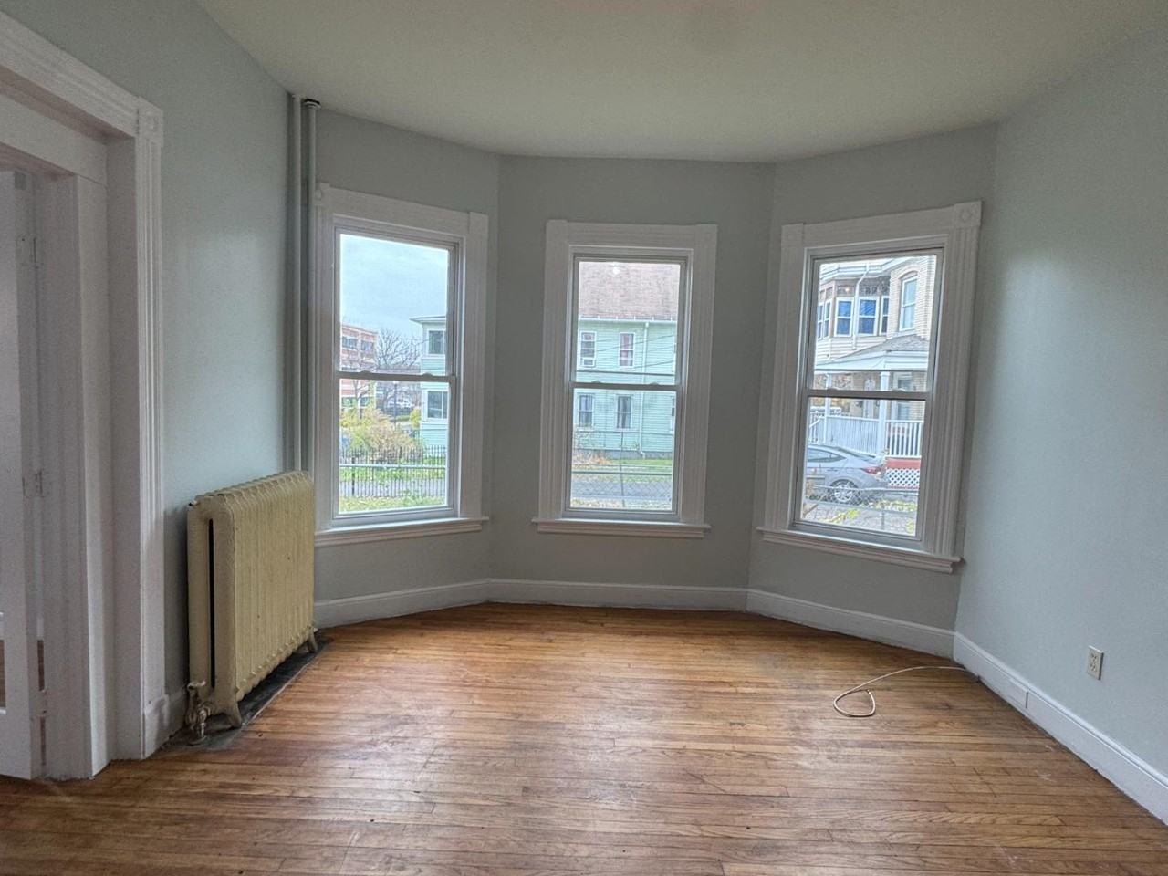 65 Sargeant St - Photo 6 of 7