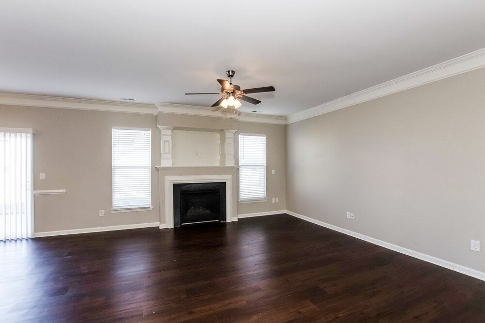 5013 Broad Leaf Ct - Photo 4 of 17