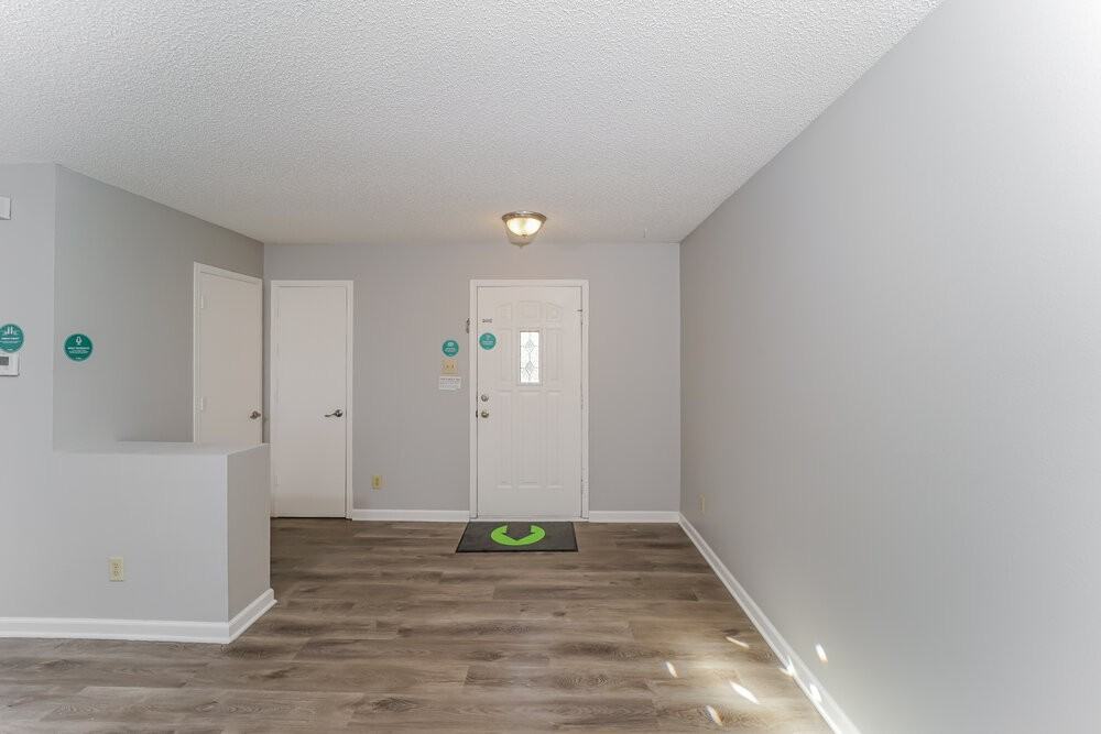 150 Declaration Dr - Photo 4 of 17