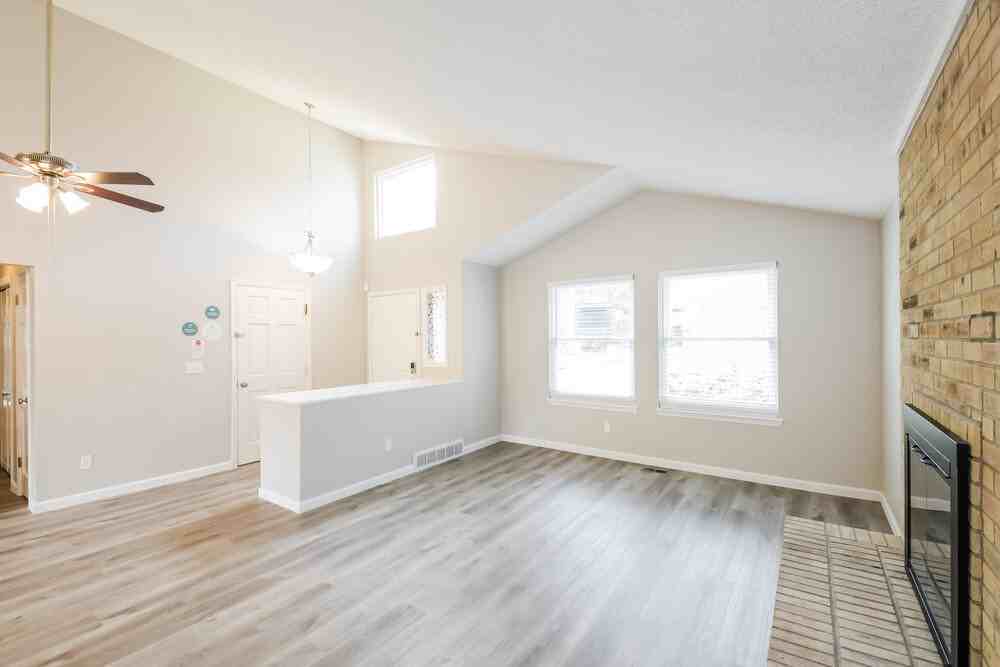 8780 W Quarto Cir - Photo 4 of 17