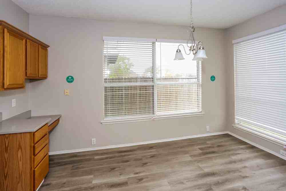 2616 Lonesome Oak Dr - Photo 5 of 17