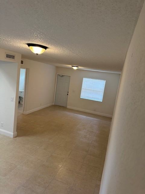 3225 Avenue J #O - Photo 2 of 23