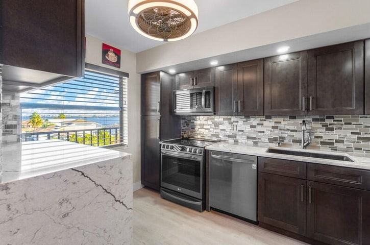896 North Federal Highway - Photo 4 of 8