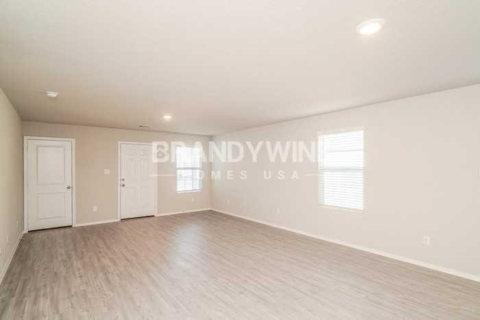 7014 Winding Shelf - Photo 5 of 35