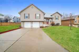 featured image of 914 Sw Foxtail Dr